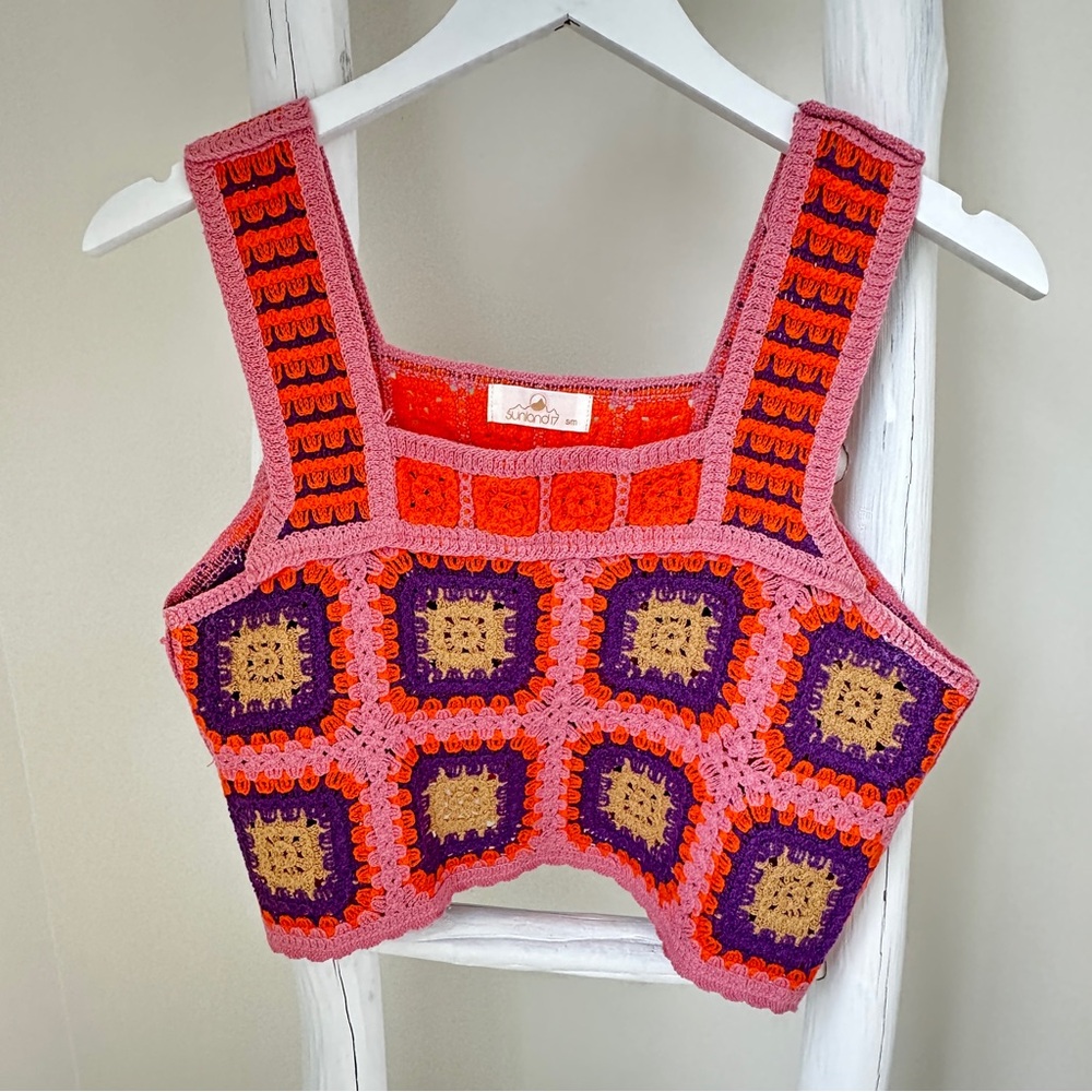 Sunland17 Granny Square Vibrant Crochet Cropped Tank Top